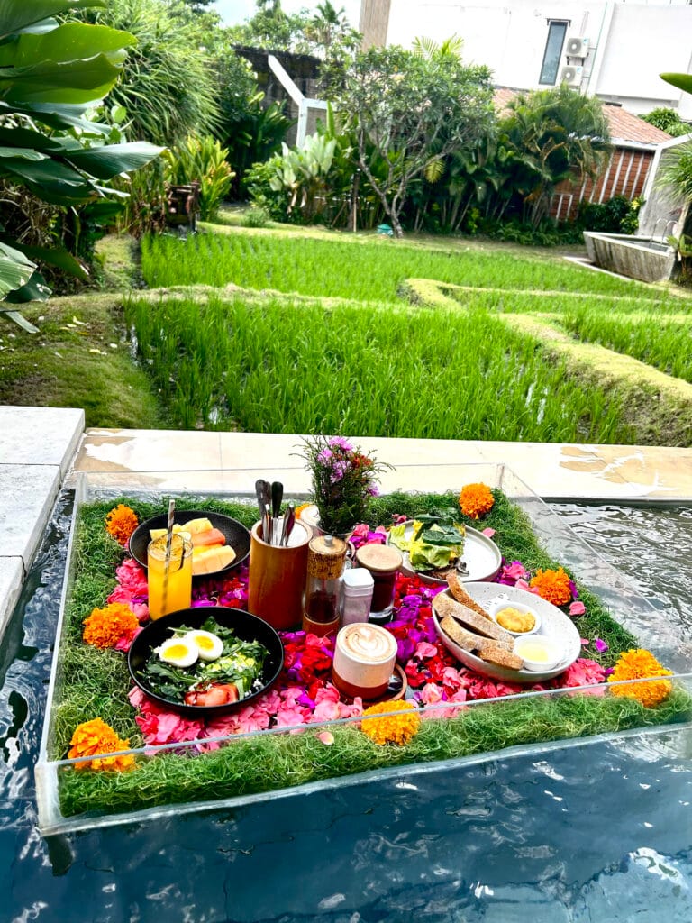 Shore Amora resort floating breakfast reviewed by the Velvet Atlas